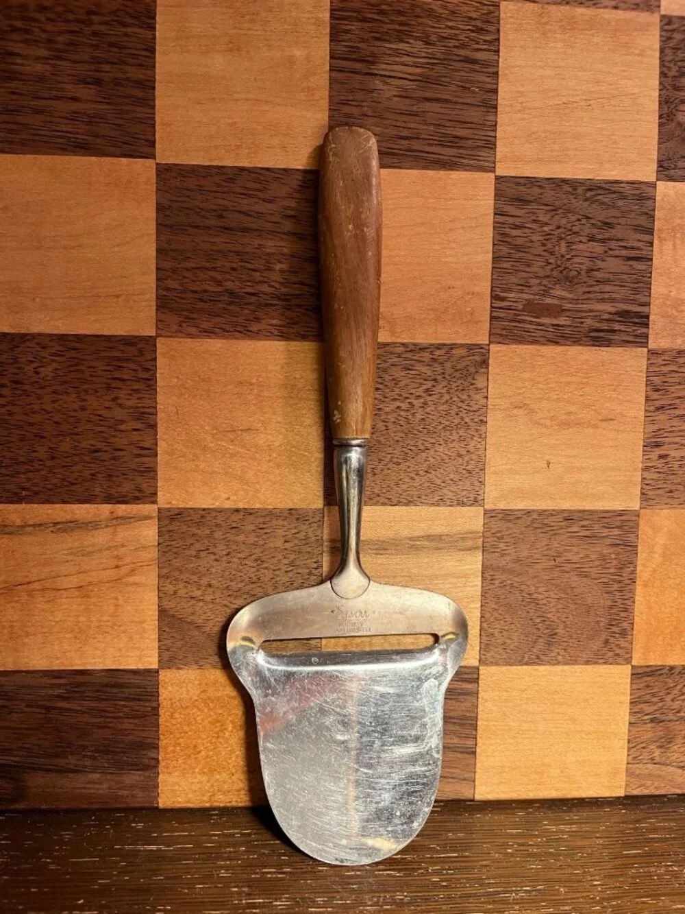 Spar Norway Stainless Steel Wood Handled Cheese Slicer A846